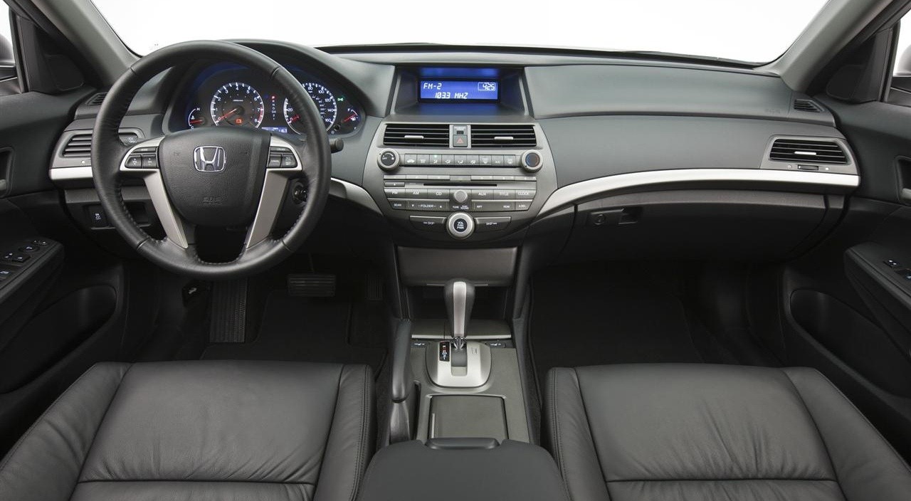 [honda-Accord-2011-Interior-01-1280%255B5%255D.jpg]