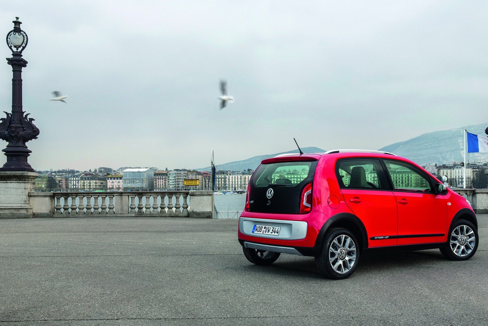 VW-Cross-Polo-8[2].jpg