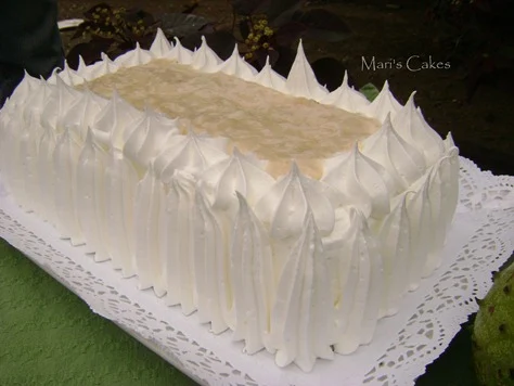 BIZCOCHO de GUANABANA, SOURSOP CAKE, DOMINICAN CAKE, BIZCOCHO DOMINICANO