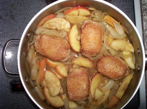 Pork with Apples & Onions Pork with Apples & Onions