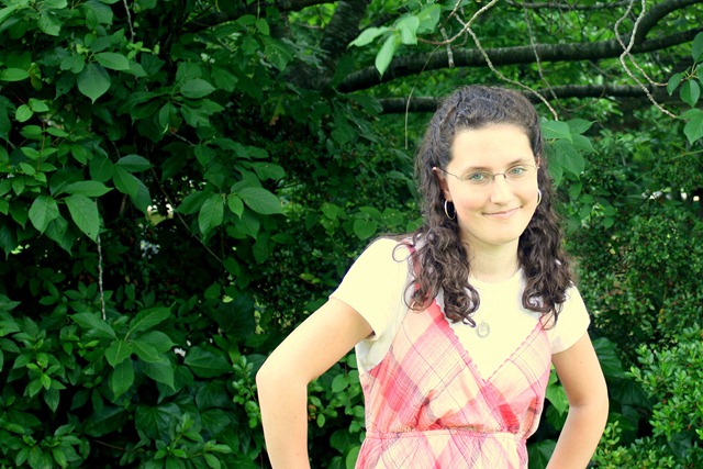 [Photoshoot-with-Moriah--June-2011-01%255B4%255D.jpg]