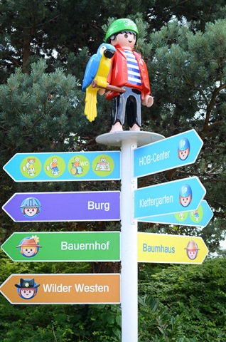 [signs%255B4%255D.jpg]