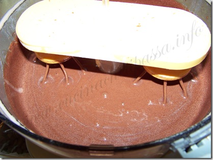 ricetta torta del diavolo torta al cioccolato rose pasta di zucchero (3)