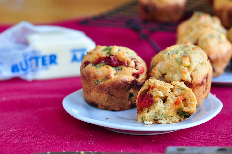 [basil%2520feta%2520pepper%2520muffins-5909%255B3%255D.jpg]