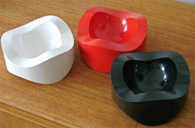 84030 ashtray by Walter Zeischegg for Helit in White red and black