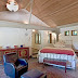 The Sycamore Retreat features a gorgeous Garden Suite.