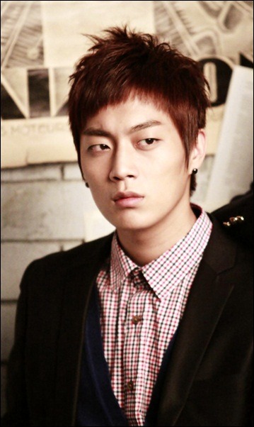 [doo-joon-beast3.jpg]