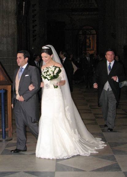 There happened to be a wedding in one of the cathedral chapels.