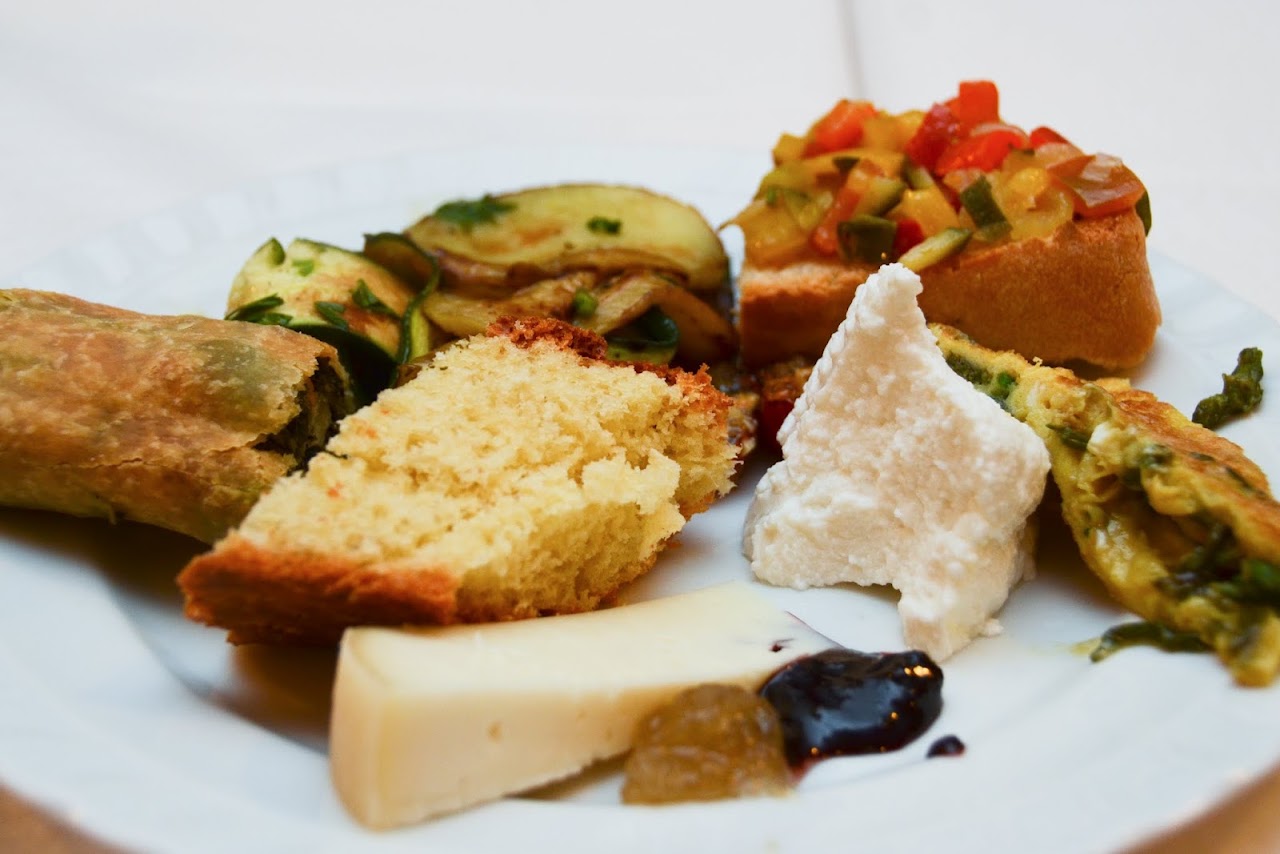 Meal at I Mandorli, Trevi