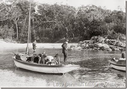 444-Fishing-at-Honeymoon-Bay 444-Fishing-at-Honeymoon-Bay
