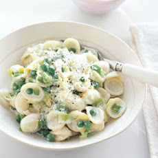 Orecchiette with Leeks, Peas, and Pecorino