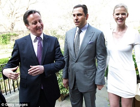 lara stone david cameron david walliams article-0-1266841E000005DC-999_468x357