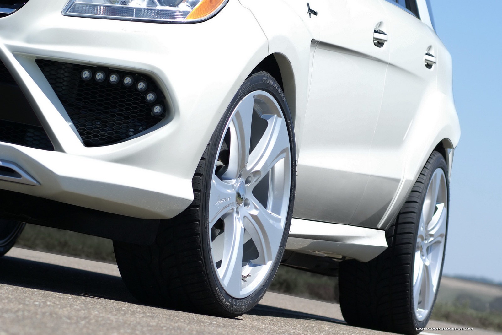 [Hofele-Design-Mercedes-ML-20%255B2%255D.jpg]