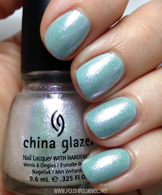 [China%2520Glaze%2520Travel%2520in%2520Color%2520over%2520Essie%2520Who%2527s%2520the%2520Boss%255B3%255D.jpg]