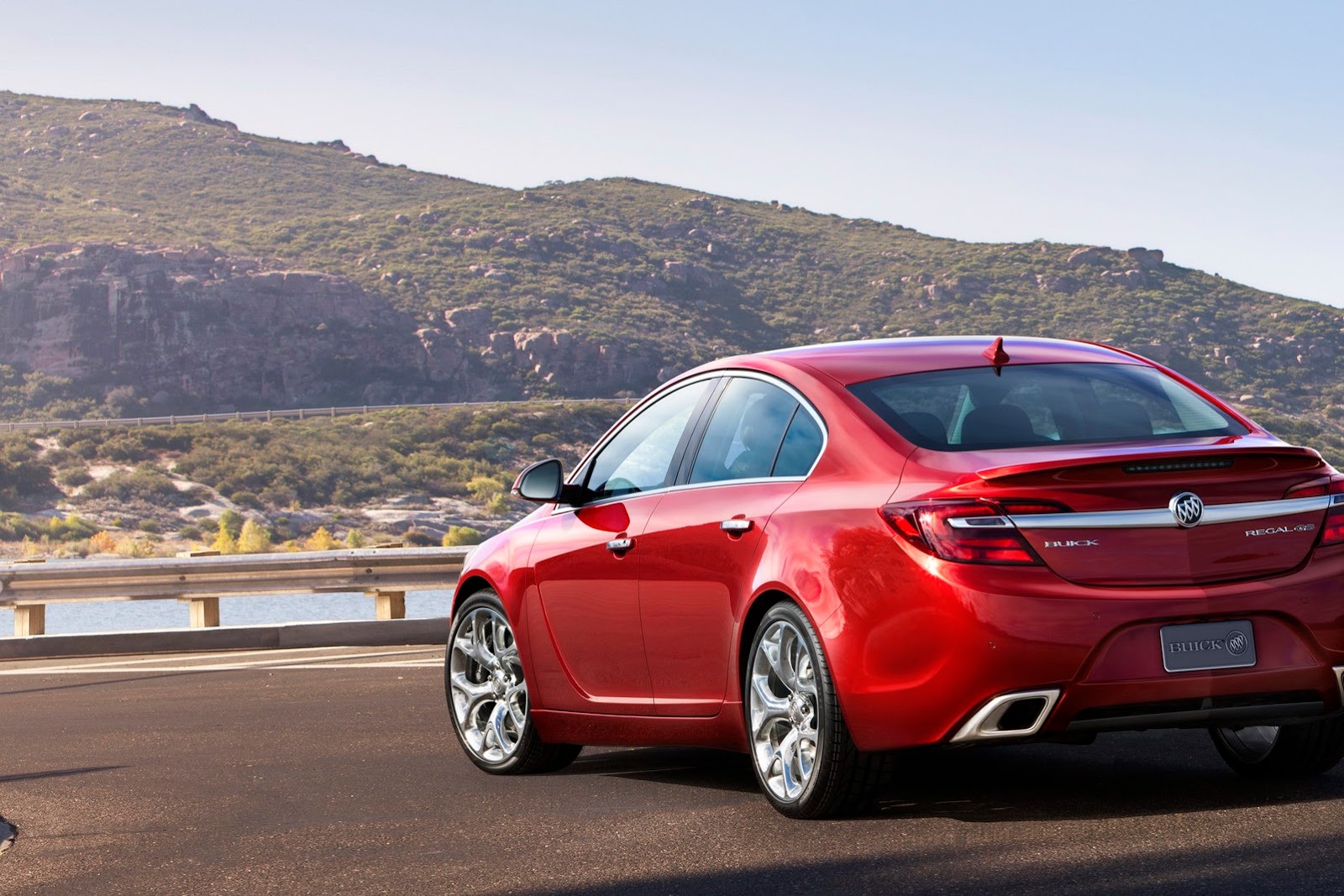 [2014-Buick-Regal-GS-16%255B2%255D.jpg]