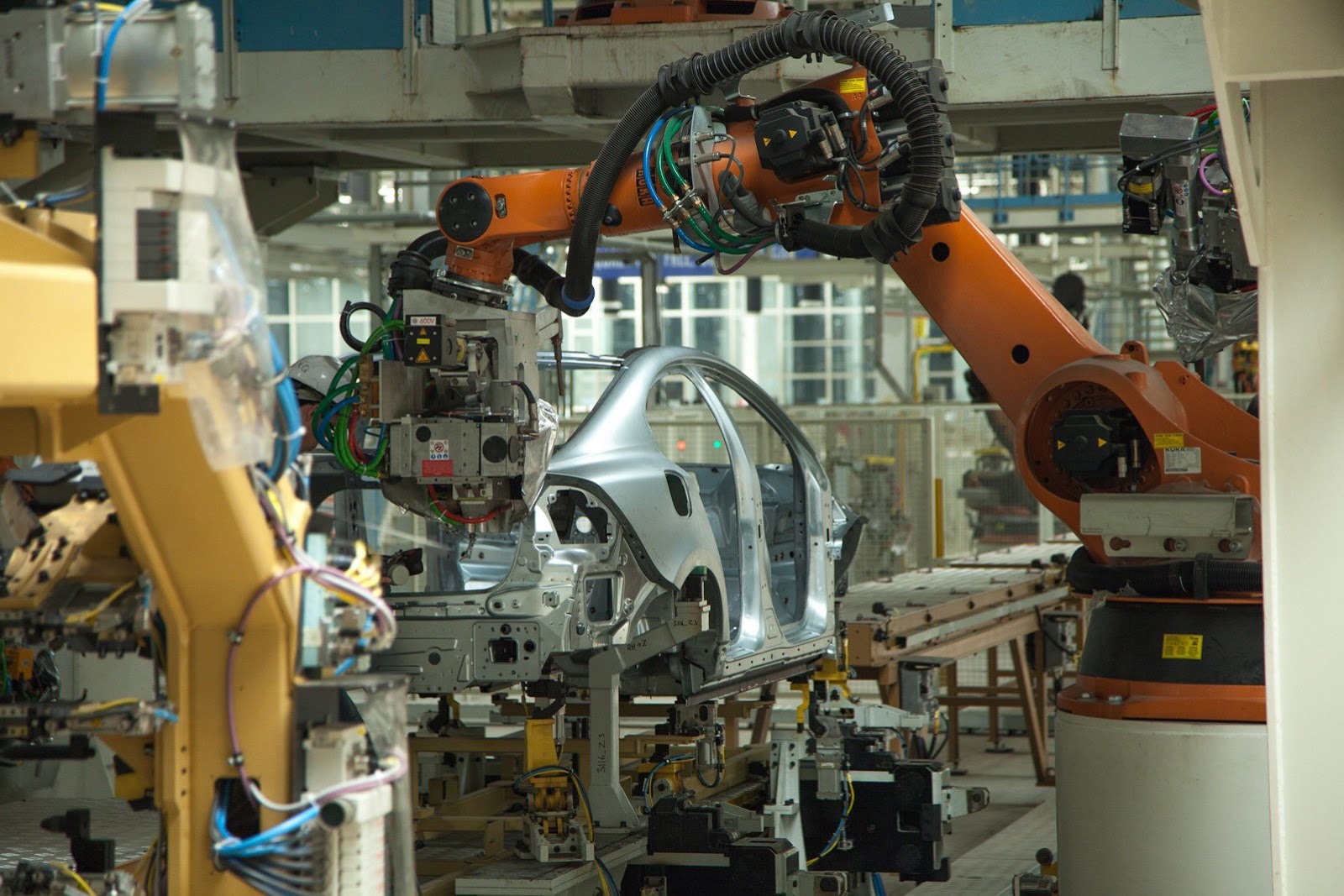 [Volvo-S60L-production-China-11%255B2%255D.jpg]