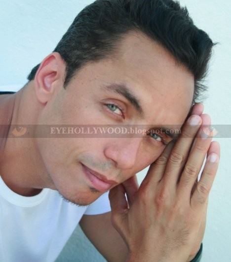 Anthony Alvarez 