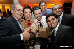 Fotos do evento Alyne e Thiago. Foto numero 066 do fotografo de casamento Miguel Castello, de Brasilia, DF, que faz fotos de casamento (fotografia de casamento), fotos de 15 anos (fotografia de 15 anos), fotos de modelos (ensaios para books fotograficos), fotos de gravidas (fotografia de gestantes), fotos de debutantes, fotojornalismo de casamento, fotojornalismo social e fotografia de moda em estudio. fotos casamento distrito federal brasilia de 15 anos df brasília books modelos ensaio fotografico gravidas gravida festa festas book moda vestidos maquiagem noiva cartão mensagem convites bouquet noivas buque tulipas