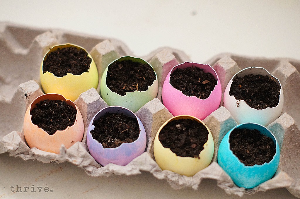 [Easter%2520Egg%2520Wheat%2520Grass%2520Centerpiece%2520from%2520THRIVE.14%255B6%255D.jpg]