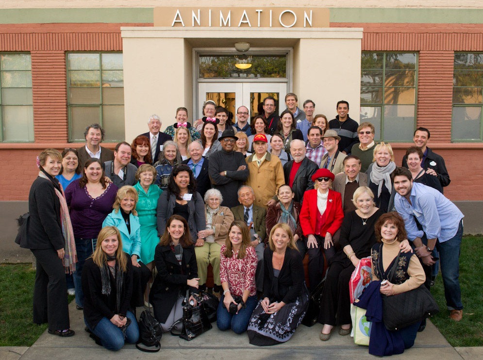 [D23_120111_GroupPhoto_1%255B2%255D%255B7%255D.jpg]