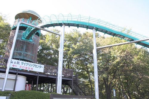 ローラー滑り台もあります