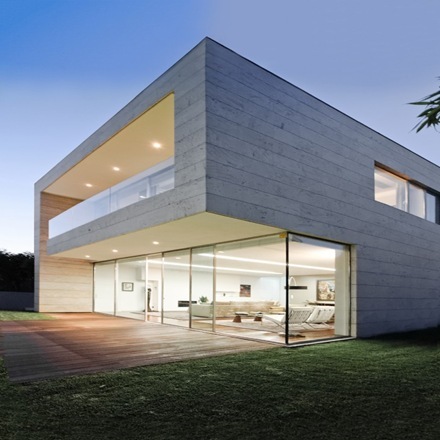 Casa con bloques de hormigón un juego entre “Luz y Sombra” - Diseño Vip