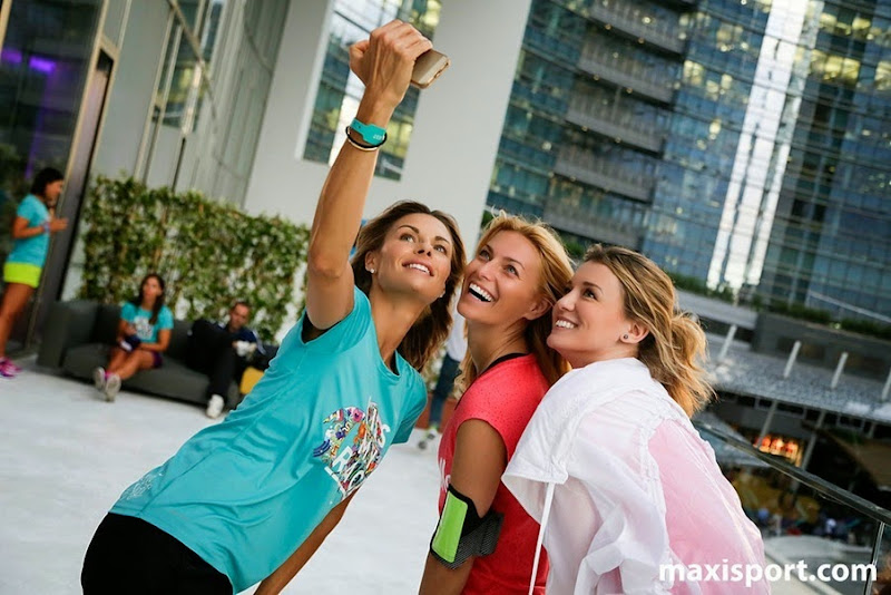 we-own-the-night-and-maxi-sport-fashion-blogger-nike we-own-the-night-and-maxi-sport-fashion-blogger-nike
