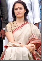 Old Actress Amala_Nagarjuna_in saree