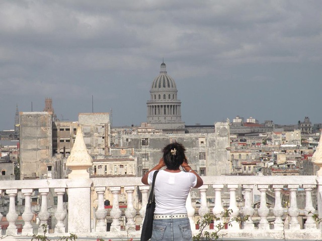 [Turistas%2520en%2520La%2520Habana%255B41%255D.jpg]