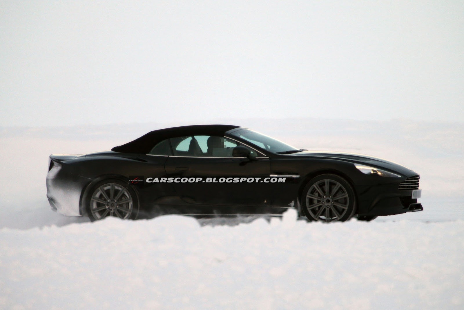 [Aston-Martin-Vanquish-Volante-5%255B3%255D.jpg]