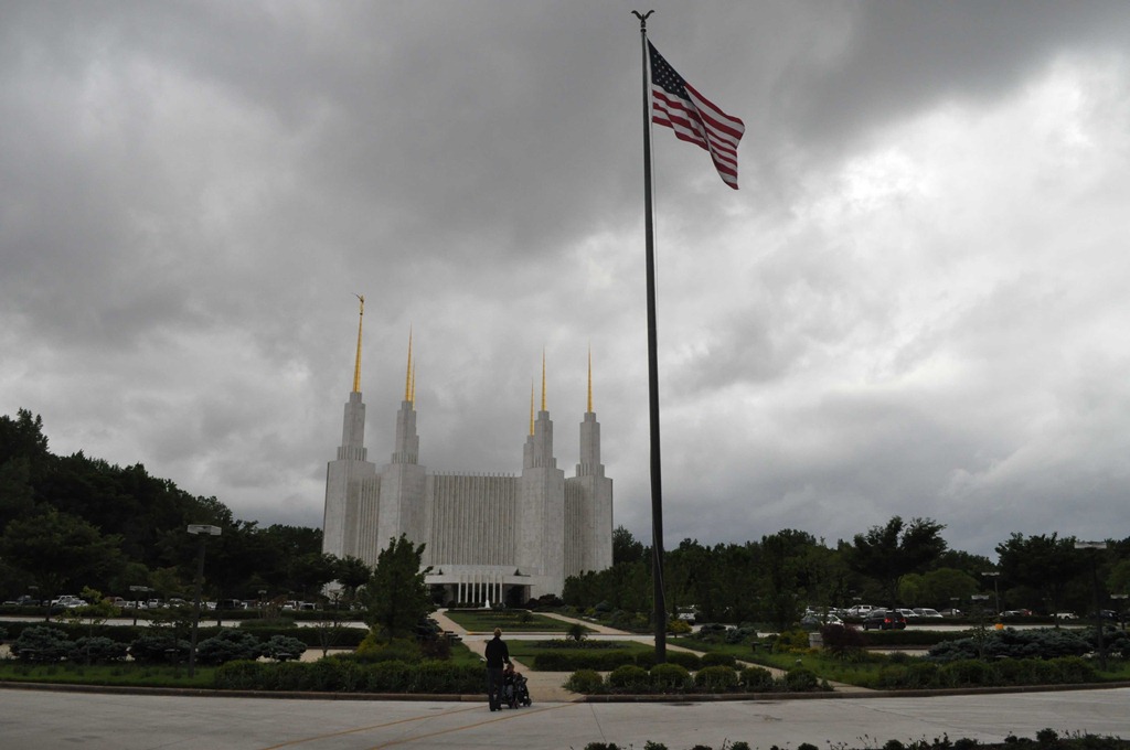 [DC-Temple25.jpg]