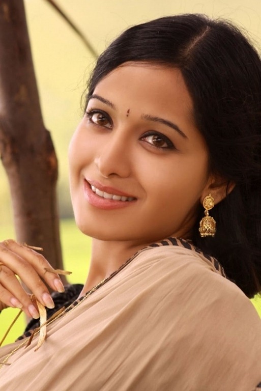 [preetika%2520rao%2520nice%2520pic%255B2%255D.jpg]
