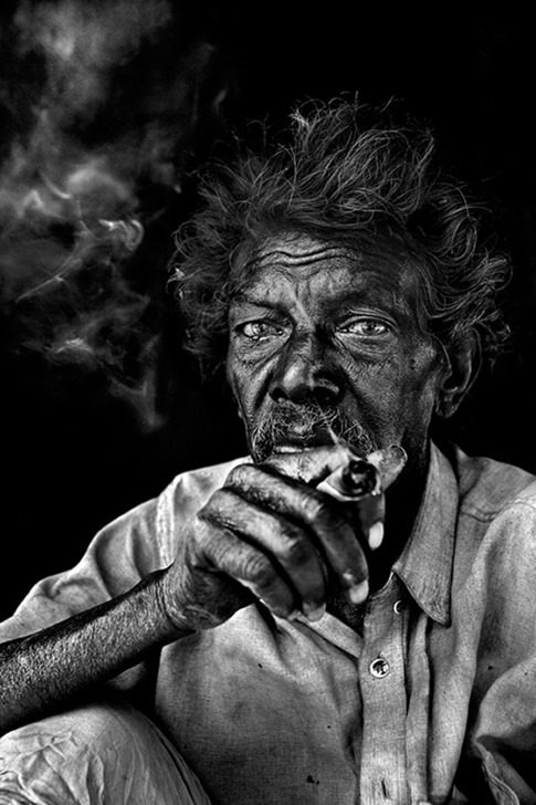 Agaria Tribal Smoker
