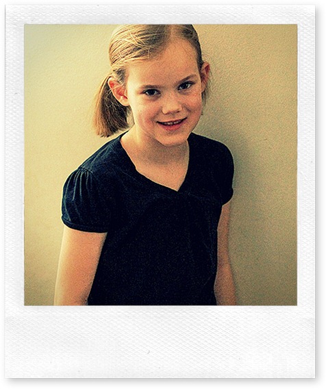 Make faux sleeves from baby legs or knee highs - choosetothrive.blogspot.com
