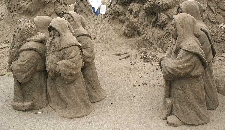 SAND CASTLES competition in Oregon