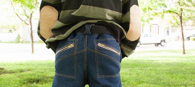 [varsitycowlnecksewastraightline6.jpg]