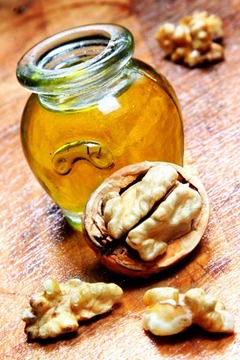 Walnut oil