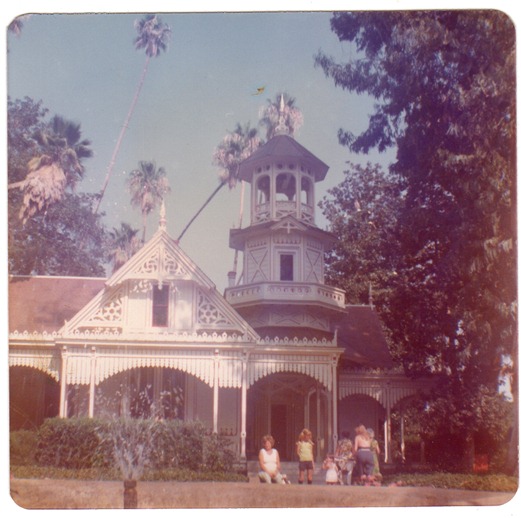 Queen Anne House077