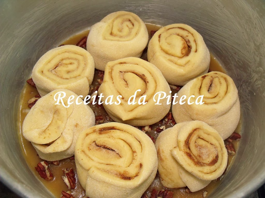 [Rolos-de-canela-e-caramelo-de-nozes-%255B4%255D.jpg]