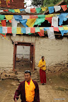 Monks at Da Bao monastery