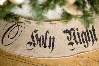 [treeskirt4.jpg]