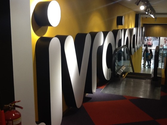 Livraria Cultura em Curitiba - Foto via @ShoppingCtba Livraria Cultura em Curitiba - Foto via @ShoppingCtba