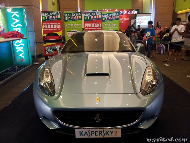 [Ferrari%2520Kaspersky%255B6%255D.jpg]