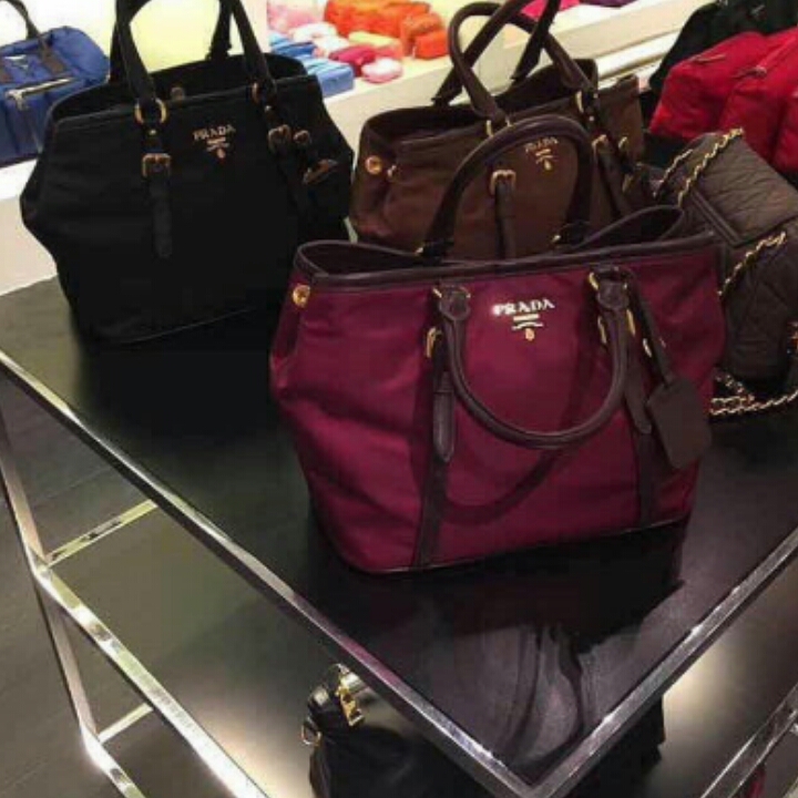 prada saffiano lux tote purple - bellaladystore
