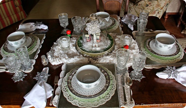 SNOWY TABLESCAPE