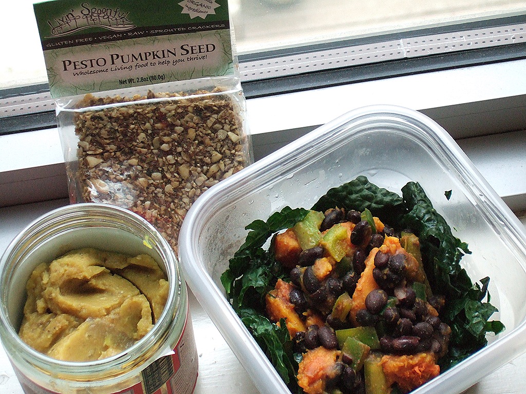 [hail%2520merry%2520022.jpg]