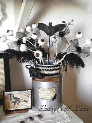 Black and White Halloween Vignette Black and White Halloween Vignette