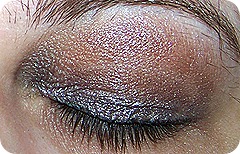 eyeshadowclosed eyeshadowclosed