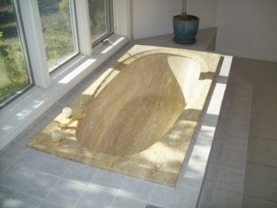 [Airy-Master-Bath4.jpg]