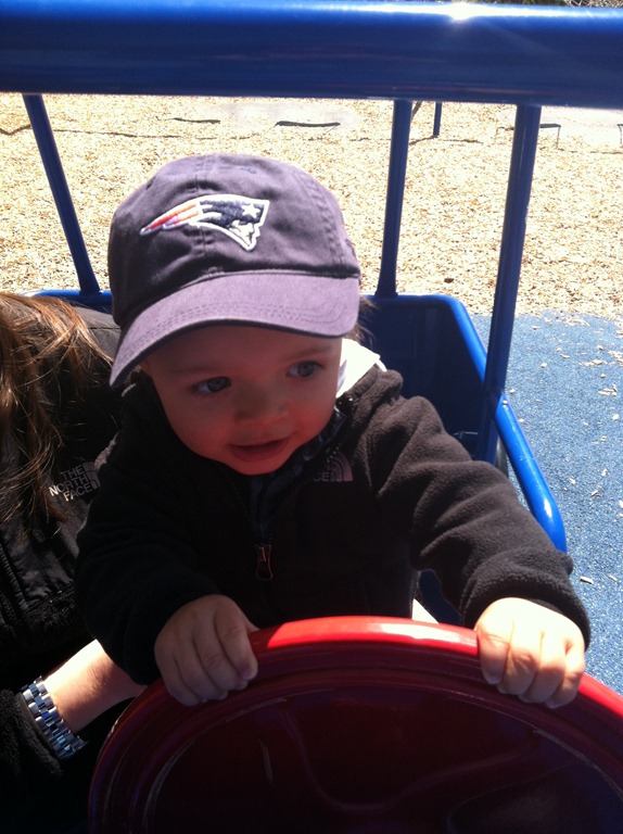 [2012.04.28%252002-Playground%2520%25288%2529%255B4%255D.jpg]